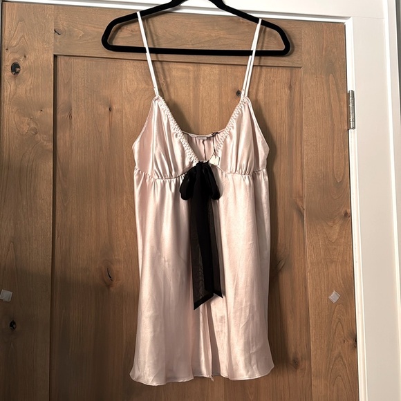 Victoria's Secret Other - Victoria’s Secret Chemise lingerie slip dress Womens L black bow pink baby doll